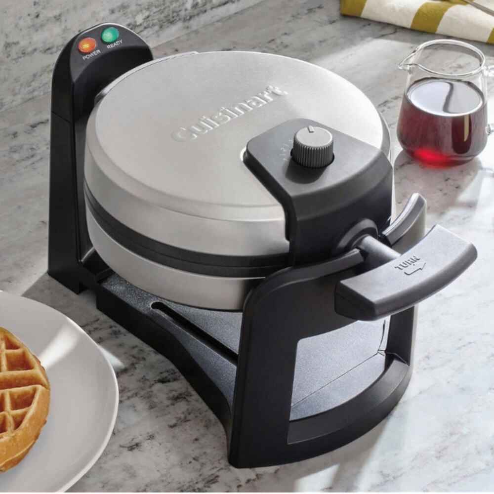 CUISINART CERAMIC NONSTICK FLIP BELGIAN WAFFLE MAKER WAF‑F30 SERIES – 1000 WATTS